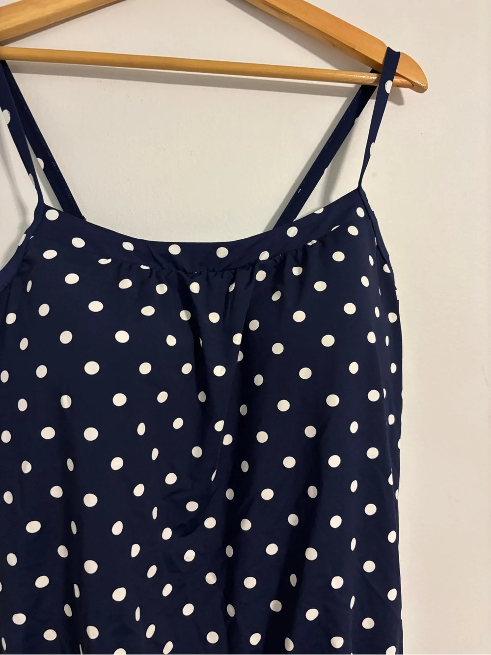 Lands' End Women’s Chlorine Resistant Blouson Tankini Swimsuit Top - Size 14